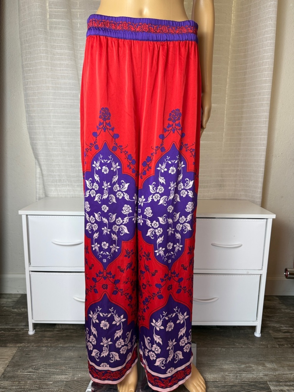 Rachel Zoe Red and Purple Wide-Leg Printed Jumpsuit Pants, Medium